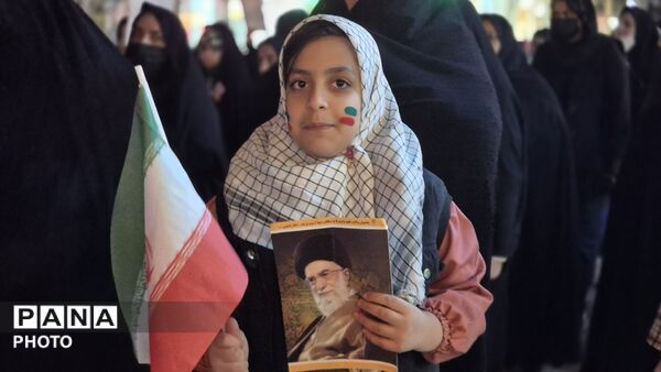 بیعت دهه نودی‌ها در فارسان 