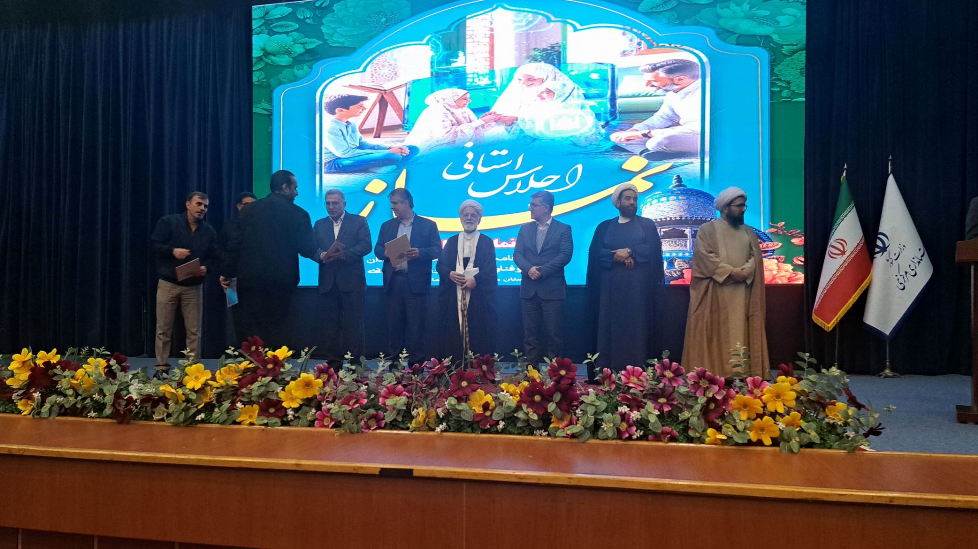 اجلاس استانی نماز: پیوند سجاده با کانون خانواده