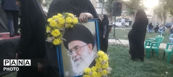آیین وداع با رهبر شهید انقلاب در بام ایران
