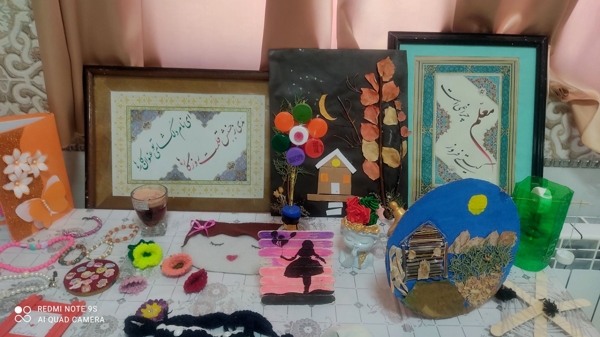 نمایشگاه صنایع دستی در دبستان احمدی مقدم چلیچه