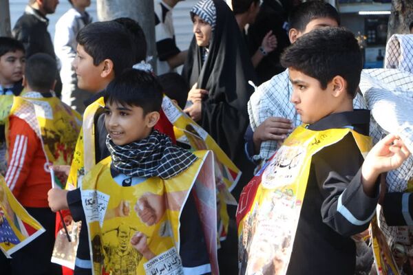خروش دانش‌آموزان گرگانی در روز حماسه و بصیرت