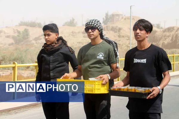 جاماندگانی که در غبار راه پیمودند