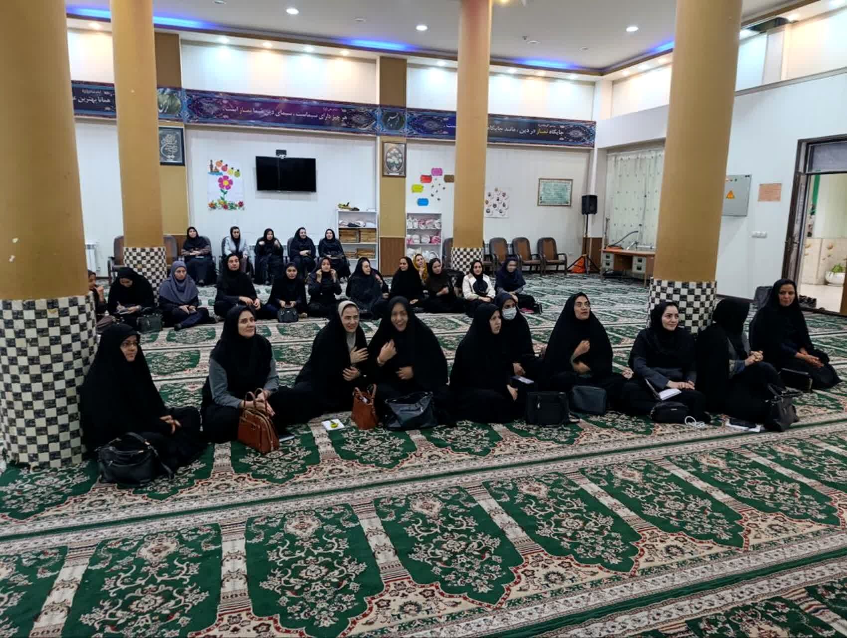 برگزاری دوره‌های مربیان پیشتاز کاردان در شهرستان بافق