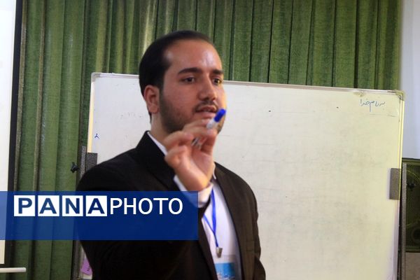 دومین جشنواره تدریس برتر در دبیرستان حکمت بهارستان‌۲