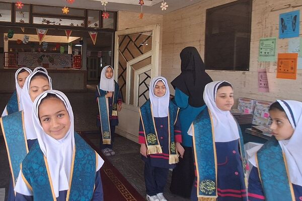 جشن کرامت در مدارس ناحیه 2 شهرری