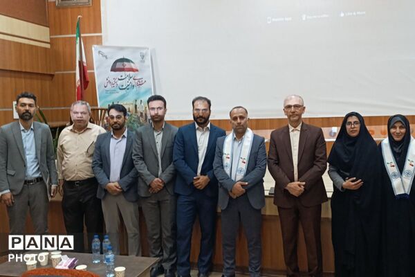  آیین گرامی‌داشت «سلامت و امنیت با سفیران سلامت» در ورامین