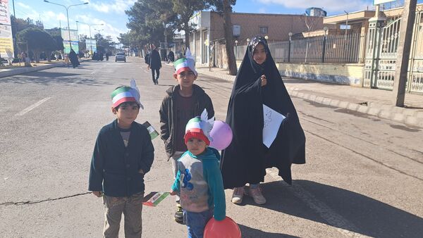 راهپیمایی و جشن یوم الله ۲۲ بهمن در شهرستان گناباد 