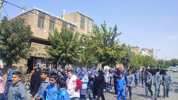 تجمع دانش‌آموزان کمیجانی‌ در محکومیت جنایات رژیم‌جعلی‌اسرائیل