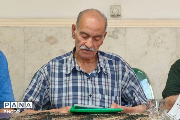  اربعین حسینی با نوای شعر در کتابخانه ولایت قرچک