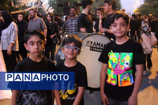 حضور نسل سوم حسینی در تاسوعا