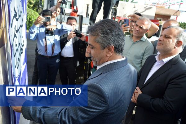 بهارستان روی ریل پیشرفت، افتتاح چندین طرح خدماتی و عمرانی