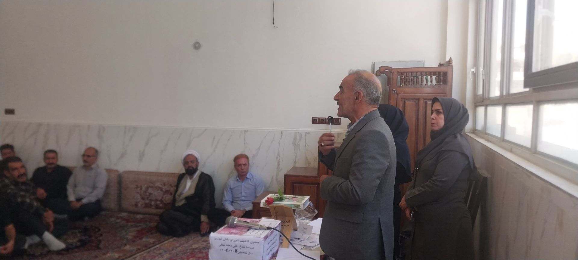 نشست جهاد تبیین با محوریت وحدت و انسجام در شهر ونایی برگزار شد