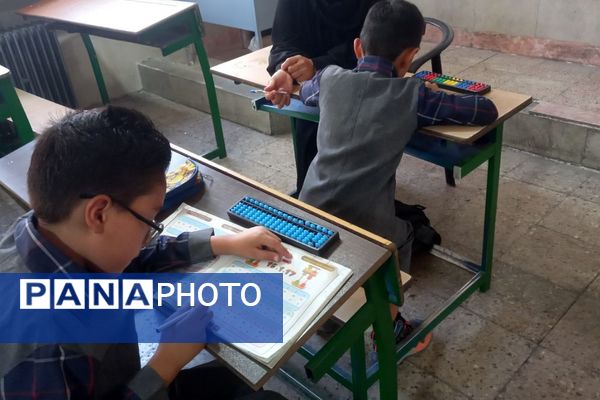 استمرار تلاش‌های دانش‌آموزان دبستان پسرانه عمار در ایام تابستان