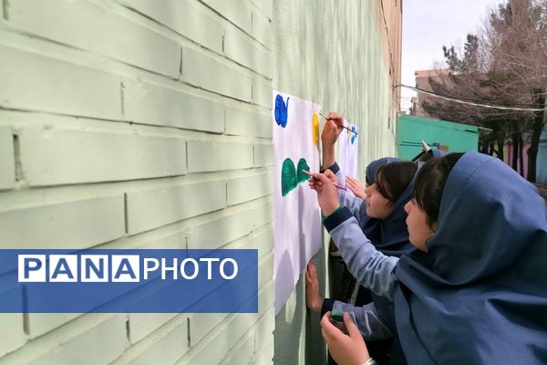 مدارس اسلامشهر یکصدا در جشن انقلاب 