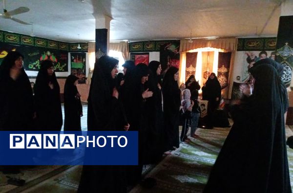 آیین شام غریبان دختران زینبی در آشخانه