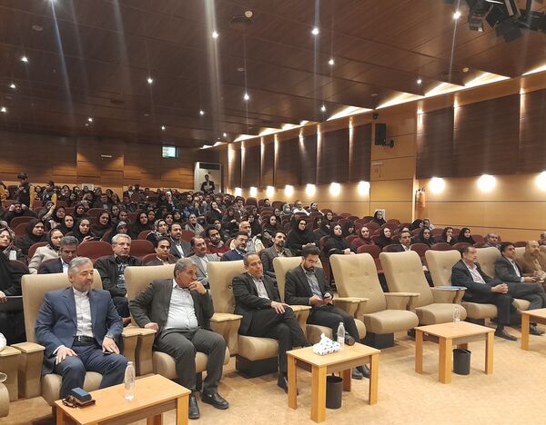 انتخابات اعضای انجمن اولیاء و مربیان ناحیه۷ مشهد