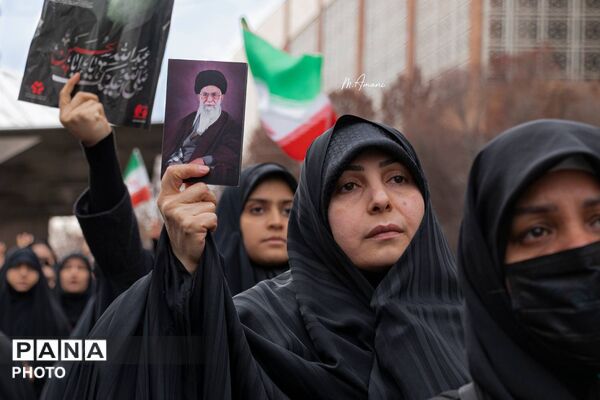 سربازان کوچک در اجتماع مردمی تبریز به خونخواهی از رهبر شهید