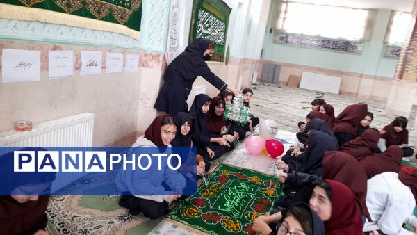 سفره مهدویت مدرسه شهدای اقتدار ناحیه 2 کرج