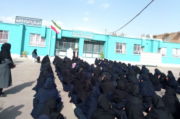 برگزاری گفتمان مهدوی در دبیرستان فاطمیه