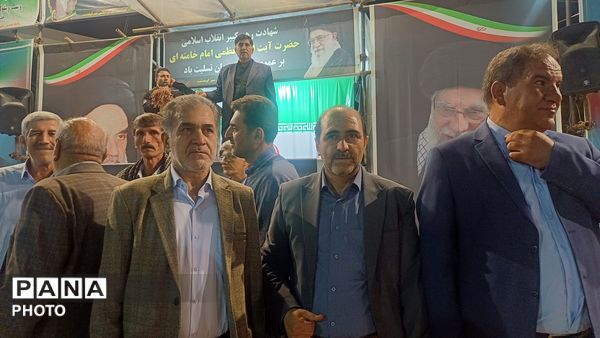 اقتدار حضور مردم کوهدشت در اجتماع شبانه