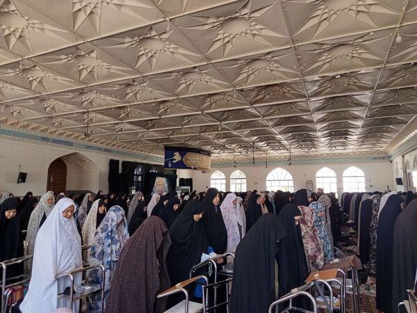 نماز جمعه ای متفاوت با بوی خون خبرنگاران شهید