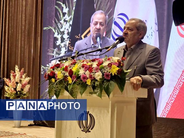 آیین نکوداشت خیر مدرسه ساز عبدالرضا وکیلی با حضور وزیر آموزش و پرورش در نیشابور 