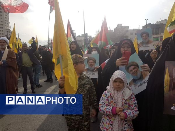 تشییع نمادین شهدای مقاومت درمشهد