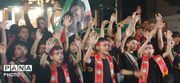 حضور جوانان و نوجوانان پیشتاز سازمان دانش‌آموزی البرز در مراسم احلی من العسل