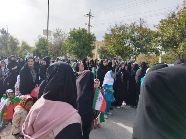 راهپیمایی ۲۲ بهمن همزمان با سراسر کشور