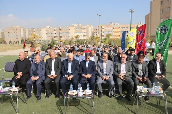 تداوم نهضت مدرسه‌سازی در کهریزک، خشت‌گذاری مدرسه ۱۵ کلاسه در مسکن مهر