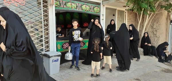 روستای سربالا در سوگ امام حسین(ع)؛ حضور پرشور جوانان در مراسم عزاداری حماسه‌ساز شد