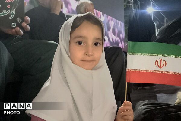 اجتماع با شکوه شهرستان ملارد در چهلم شهدای میناب