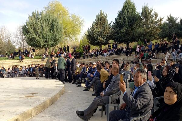 جشن نوروزگاه در پارک ساحلی یاسوج 