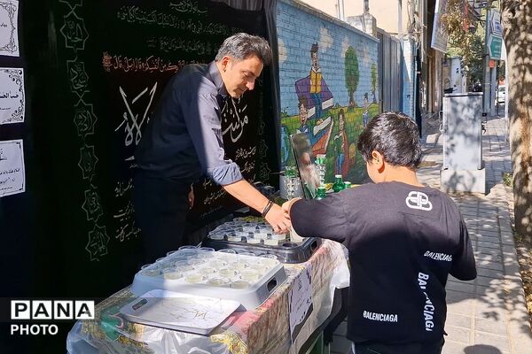 جاماندگان اربعین حسینی در مسیر قبله تهران