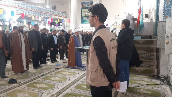 حضور پر شور مردم شهید پرور سملقان در نماز جمعه 