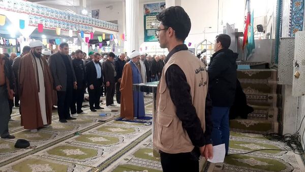 حضور پر شور مردم شهید پرور سملقان در نماز جمعه 