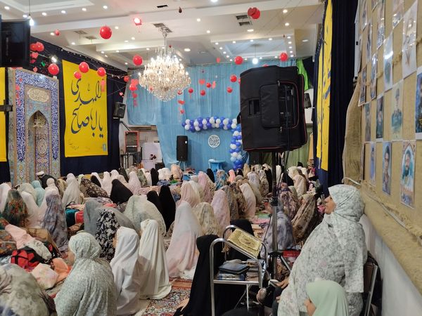 اعتکاف دختران نوجوان در مسجد سیدالشهدا مشهد