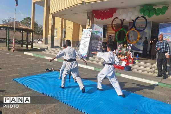 طنین زنگ ورزش و هفته المپیاد ورزشی درون‌مدرسه‌ای در دبستان ایمان ورامین