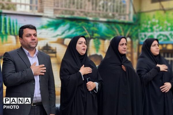 افتتاح کانون‌های ورزشی دانش‌آموزی در مدرسه شاهد خاتم‌الانبیا(ص) قرچک با اجرای طرح «پهلوان سعید»