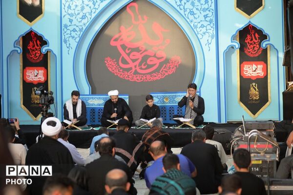 برپایی محفل شهیدالقرآن در موکب مسجد مقدس جمکران
