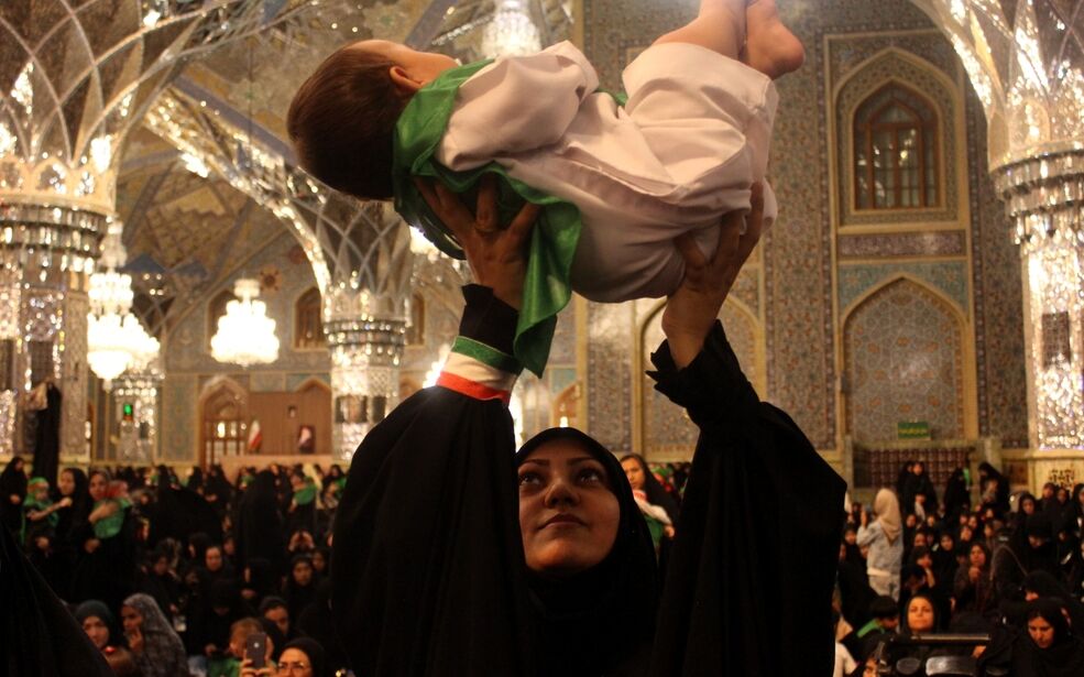 طنین لالایی مادران در حریم خورشید خراسان