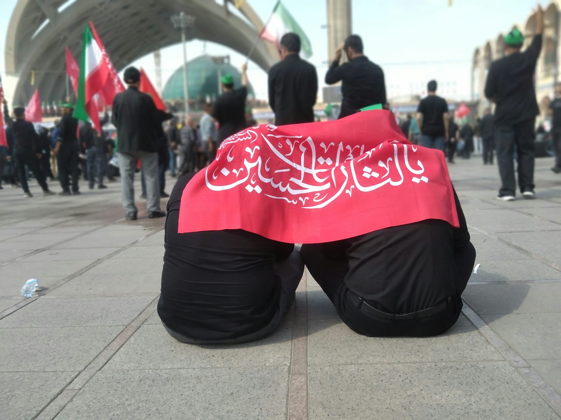 حضور دانش‌آموزان مدارس صدرای ولایت و شاهد فرقانی بناب در تشییع رهبر شهید