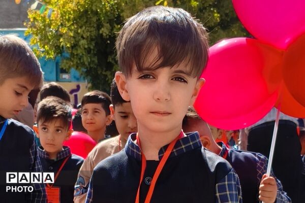 زنگِ مهر در بهارستان دو؛ از فرشته‌ها تا شکوفه‌ها