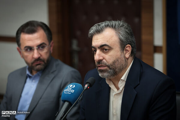 حضور دبیرکل شورای عالی و رئیس مرکز حراست وزارت آموزش‌وپرورش در گردهمایی مدیران سازمان دانش‌آموزی سراسری کشور