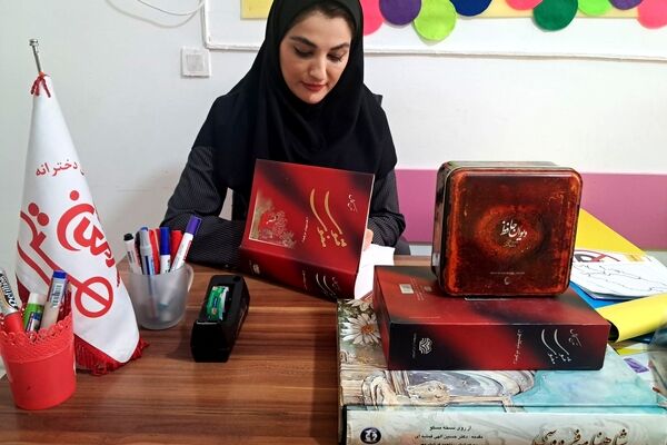 رباعیات خیام انسان را به زندگی زیبا فرا می‌خواند