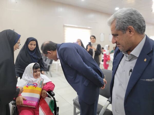 آیین نمادین «جشن عاطفه‌‌ها» در ناحیه یک بندرعباس 