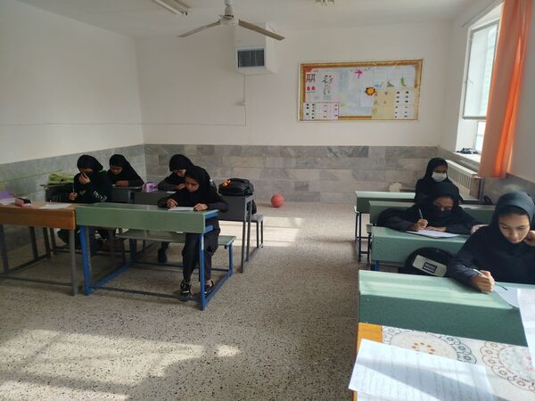 مسابقات قرآن، عترت و نماز در مدرسه گلشاد خلیل آباد