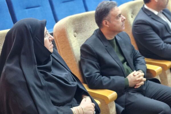 آیین تجلیل و اختتامیه طرح‌های آموزشی معاونت آموزش متوسطه و برگزیدگان رتبه‌های برتر آموزشی در قرچک
