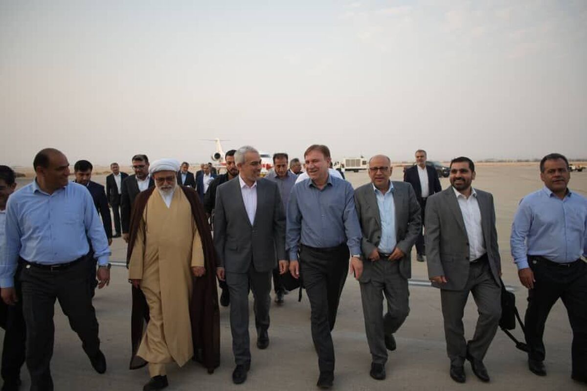 بازید وزیر امور اقتصادی و دارایی عسلویه از واحدهای آسیب دیده در پارس جنوبی
