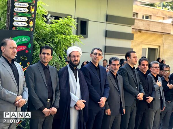 آیین بدرقه و وداع با رهبر شهید انقلاب